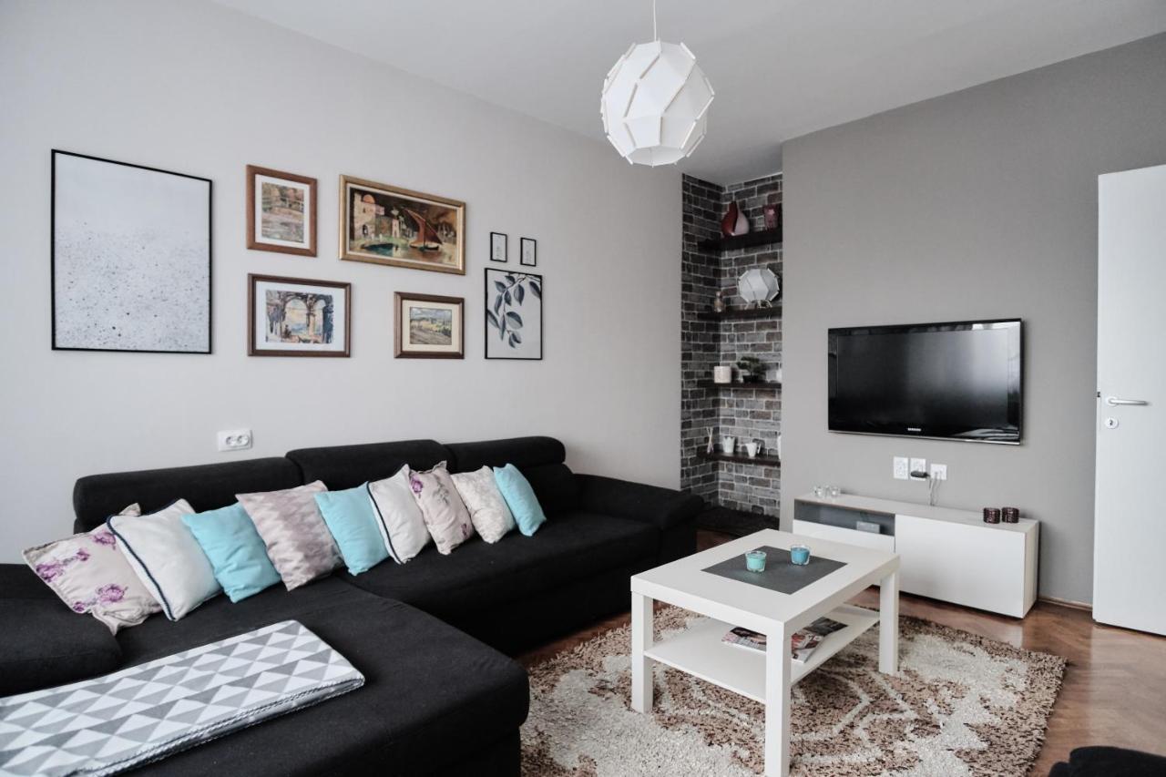 Fortress View Apartment Novi Sad Esterno foto