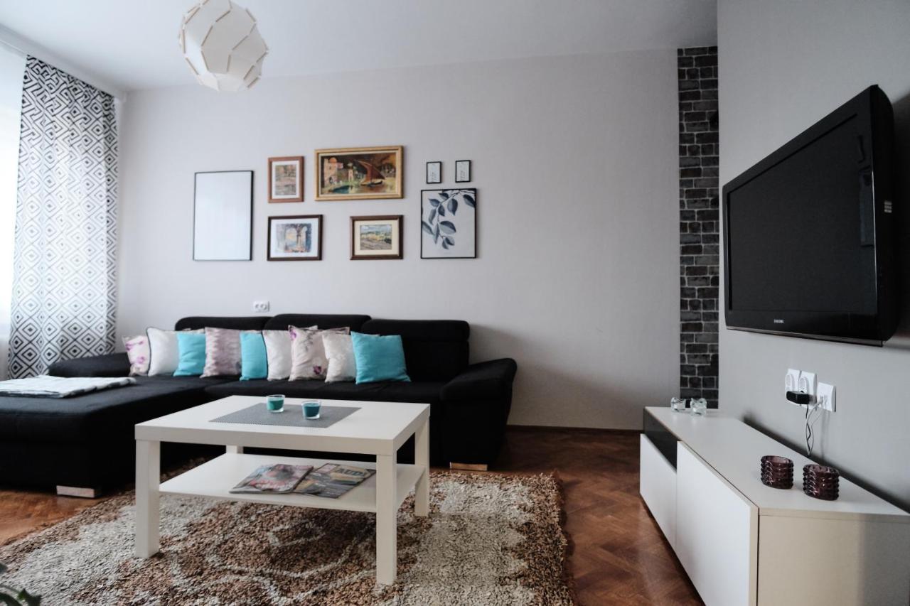 Fortress View Apartment Novi Sad Esterno foto